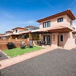 Maha Close By The North Shore: Relax, Pool Villa *