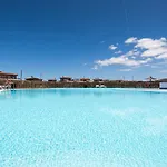 Maha Close By The North Shore: Relax, Pool Villa