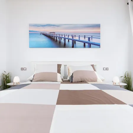 Maha Close By The North Shore: Relax, Pool