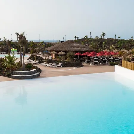 וילה Maha Close By The North Shore: Relax, Pool לאחארס
