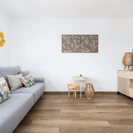 Βίλα Maha Close By The North Shore: Relax, Pool *