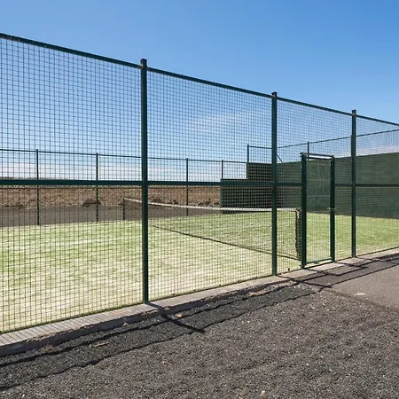 Maha Close By The North Shore: Relax, Pool Villa Lajares