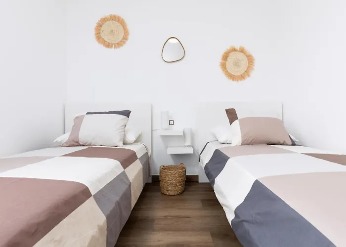 Maha Close By The North Shore: Relax, Pool Lajares