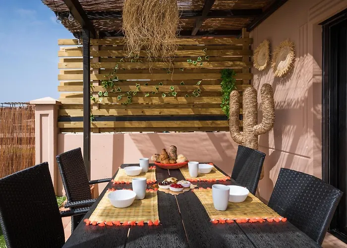 Maha Close By The North Shore: Relax, Pool